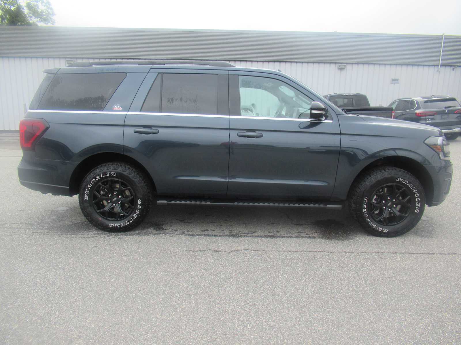 2024 Ford Expedition Timberline photo 4