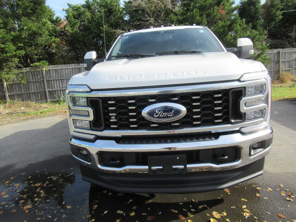 Used 2023 Ford Super Duty F-350 DRW Lariat 4WD Crew Cab 8 Box Truck Crew Cab