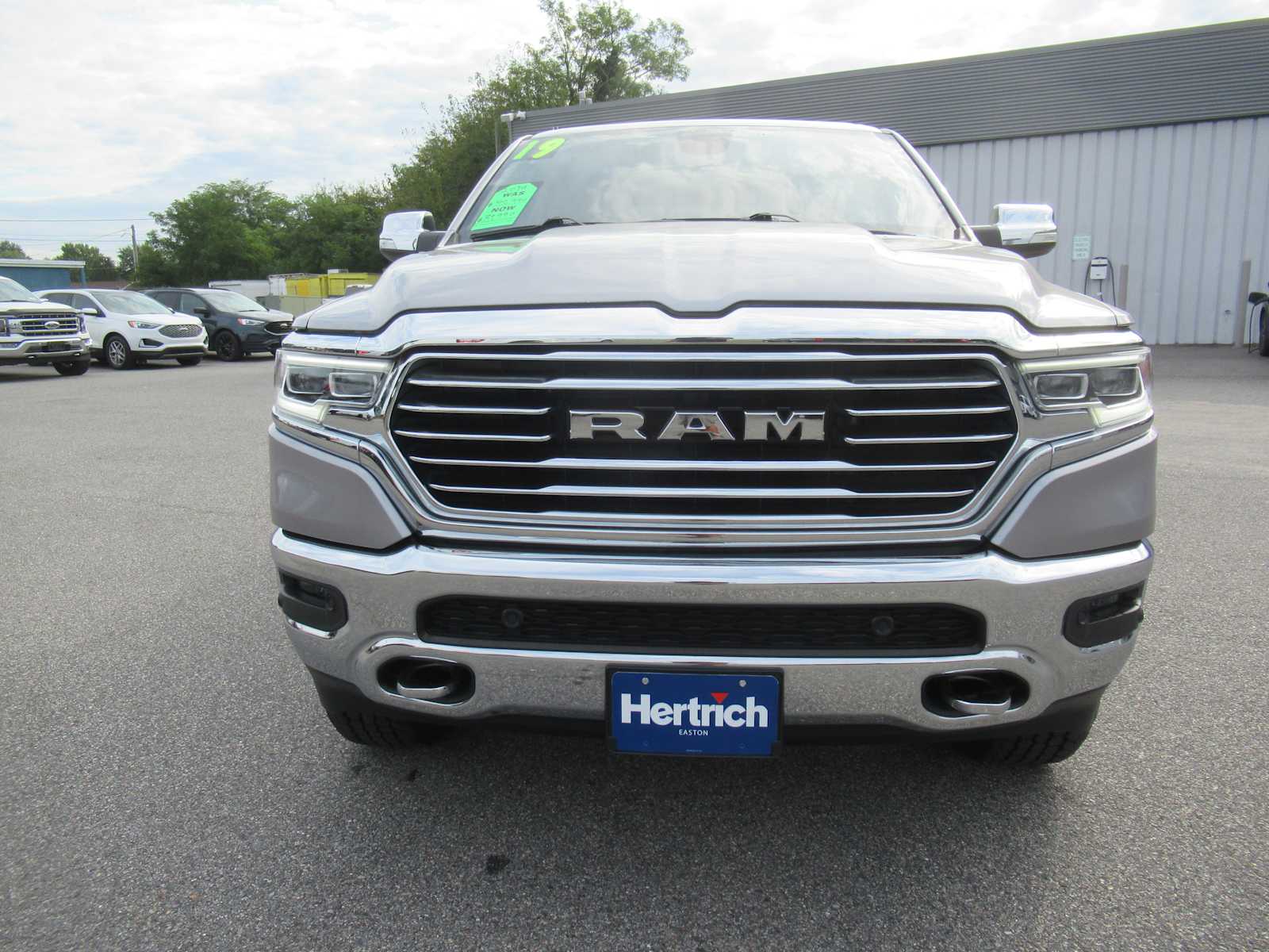 2019 Ram 1500 Longhorn photo 2