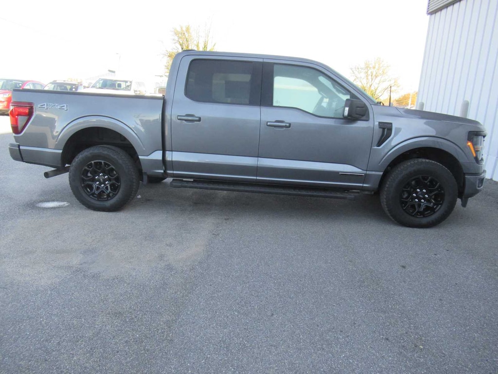 Used 2024 Ford F-150 XLT 4WD Supercrew 5.5 Box Truck SuperCrew Cab