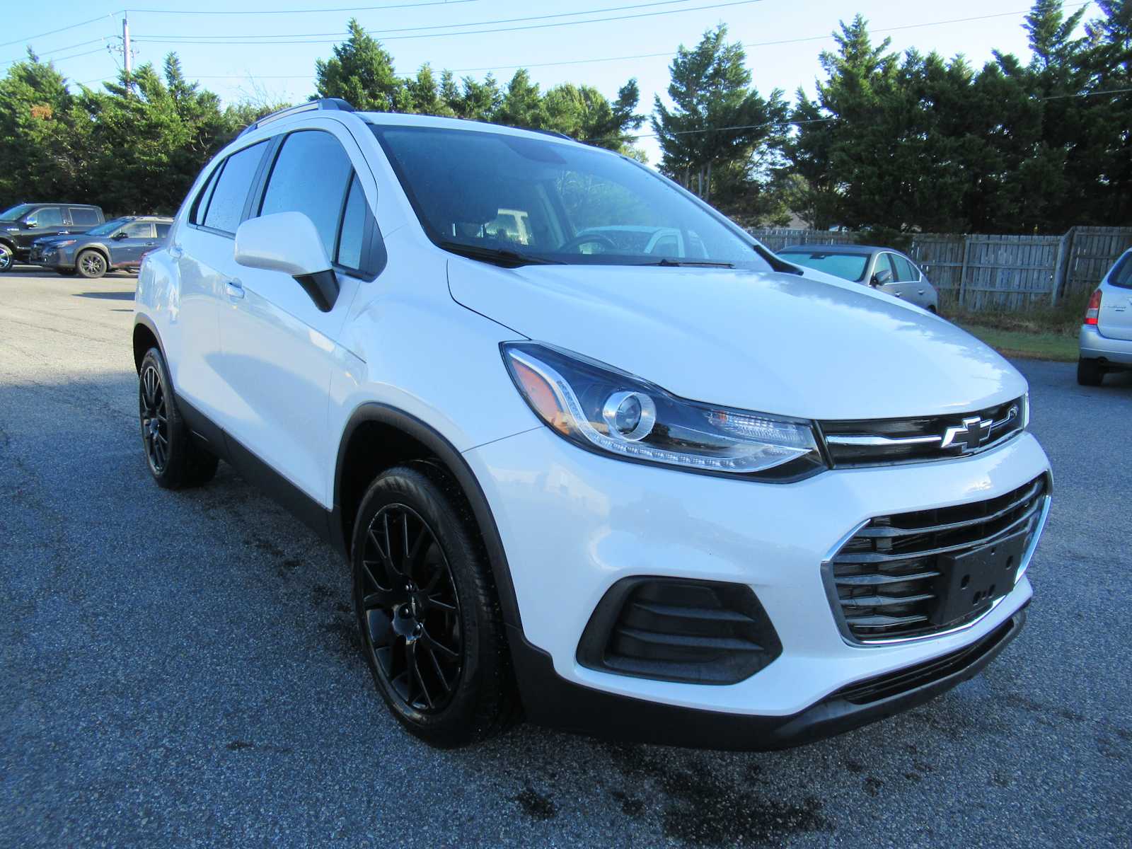 2022 Chevrolet Trax LT photo 3