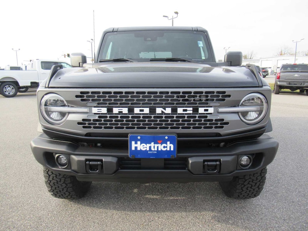 New 2025 Ford Bronco Badlands SUV