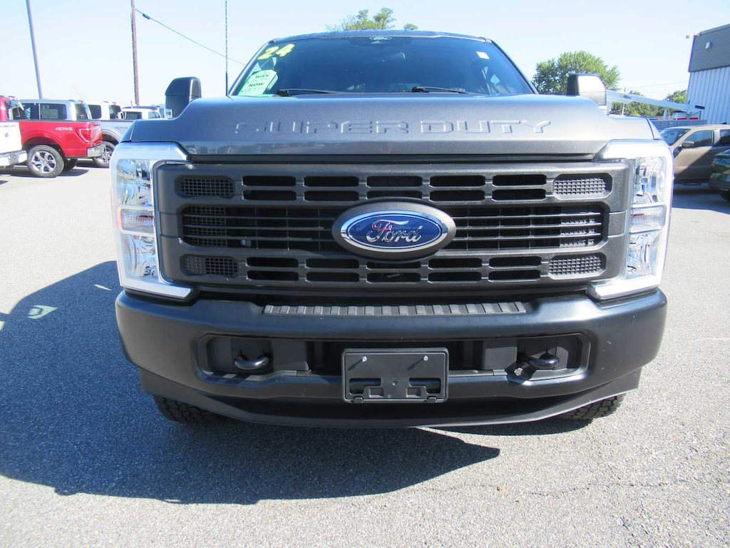Certified 2024 Ford Super Duty F-250 Pickup XL 4WD Crew Cab 8 Box Truck Crew Cab