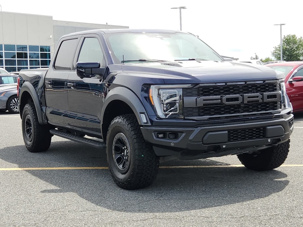 Used 2023 Ford F-150 Raptor 4WD Supercrew 5.5 Box Truck SuperCrew Cab