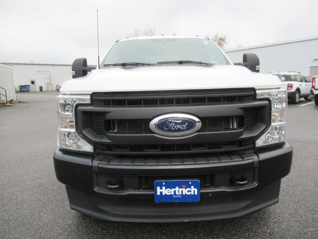 Certified 2022 Ford Super Duty F-350 DRW XL 4WD Crew Cab 8 Box Truck Crew Cab