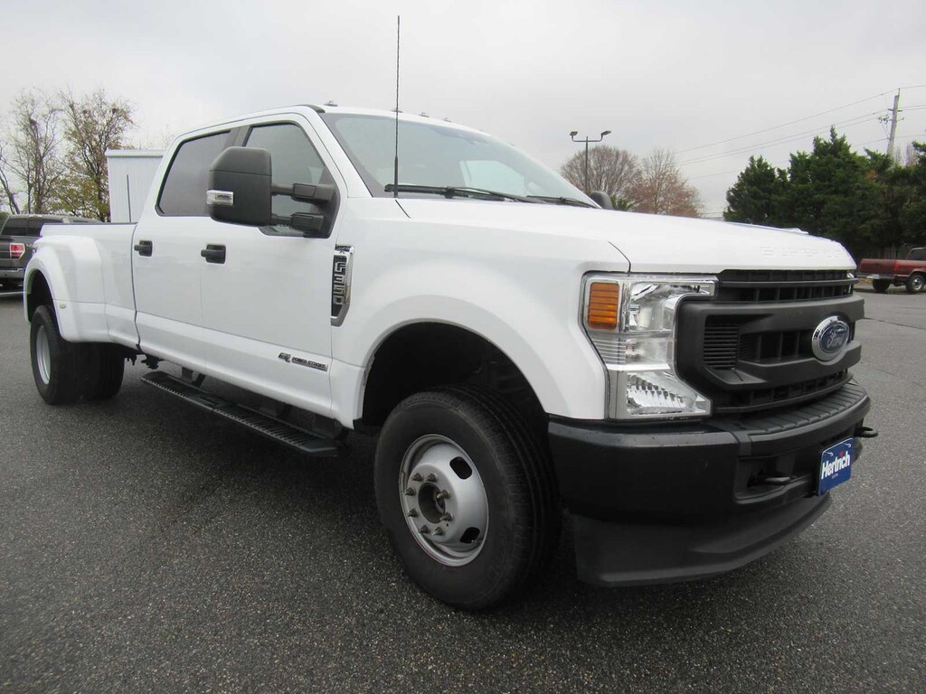 Certified 2022 Ford Super Duty F-350 DRW XL 4WD Crew Cab 8 Box Truck Crew Cab