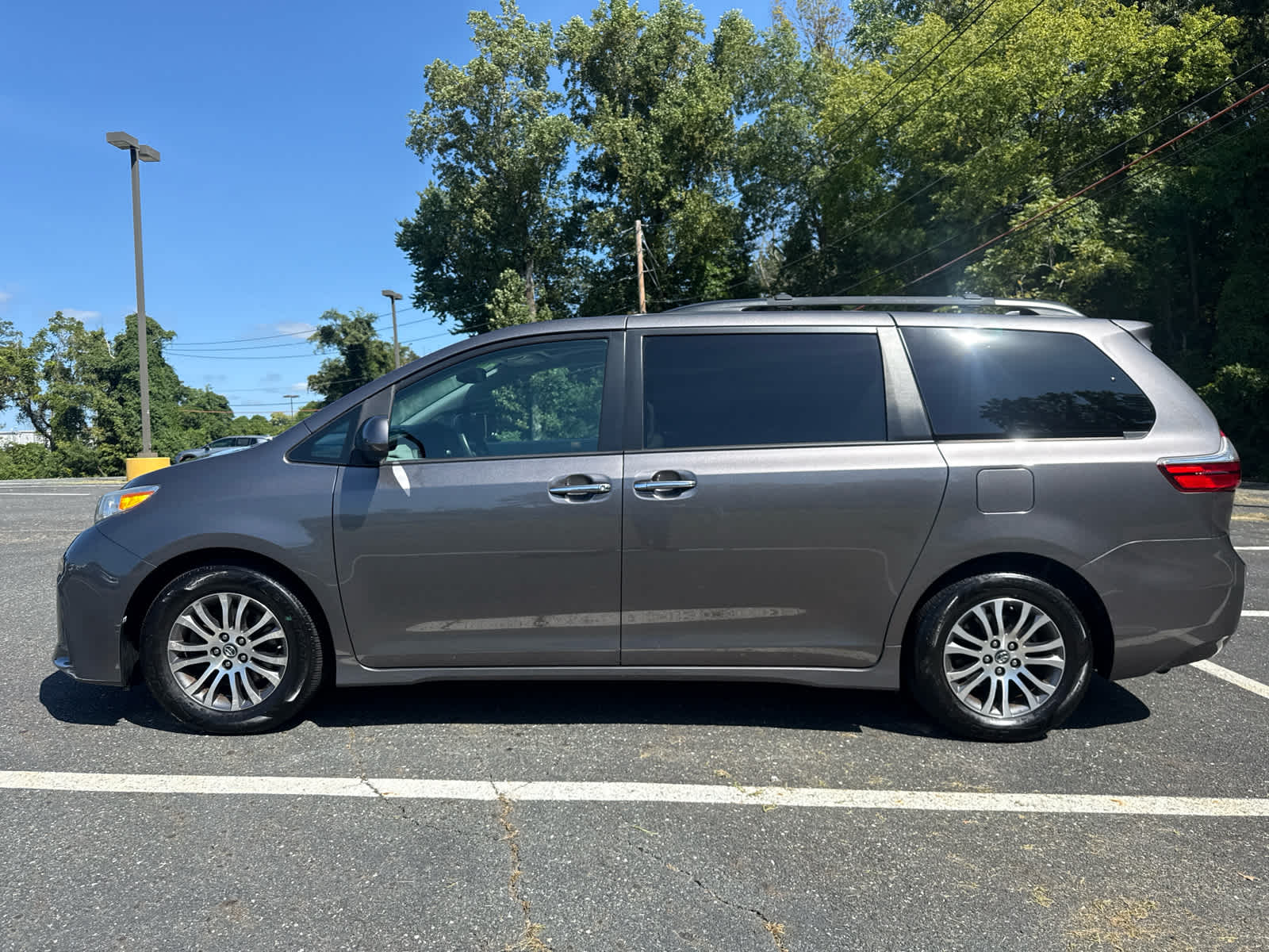 Used 2020 Toyota Sienna XLE Auto Access Seat