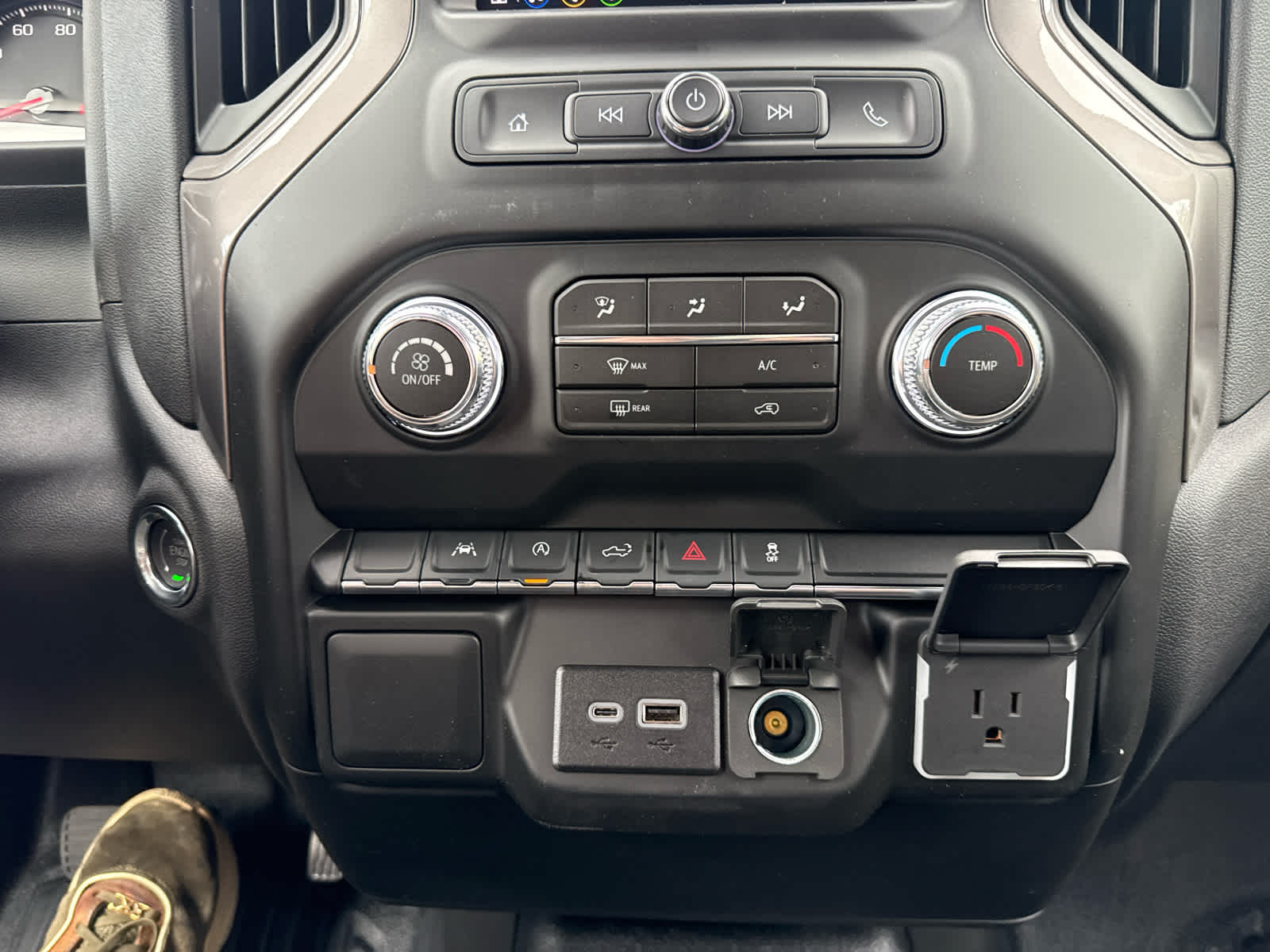 2026 GMC Sierra 1500 Pro - Photo 17