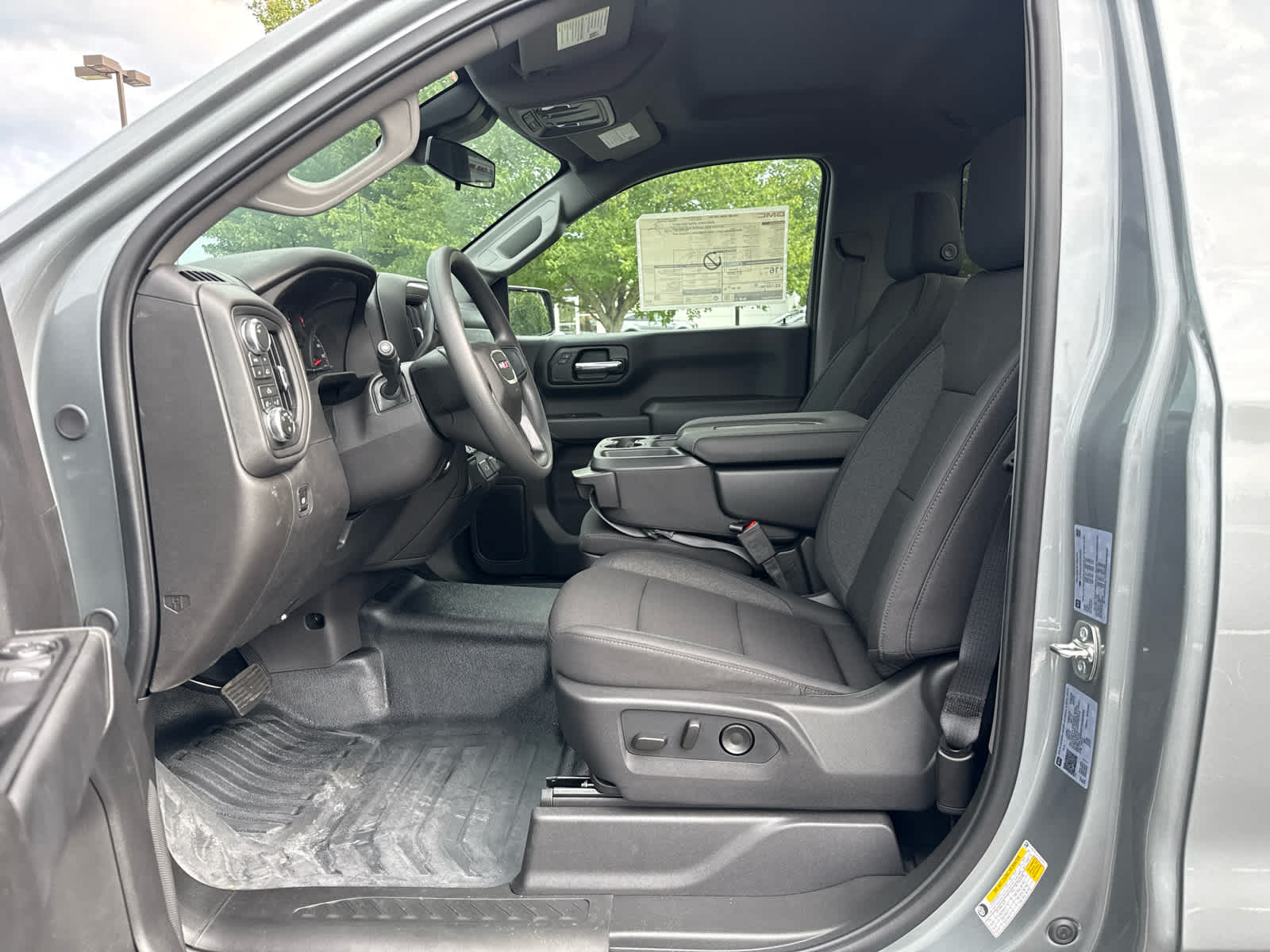2026 GMC Sierra 1500 Pro - Photo 10