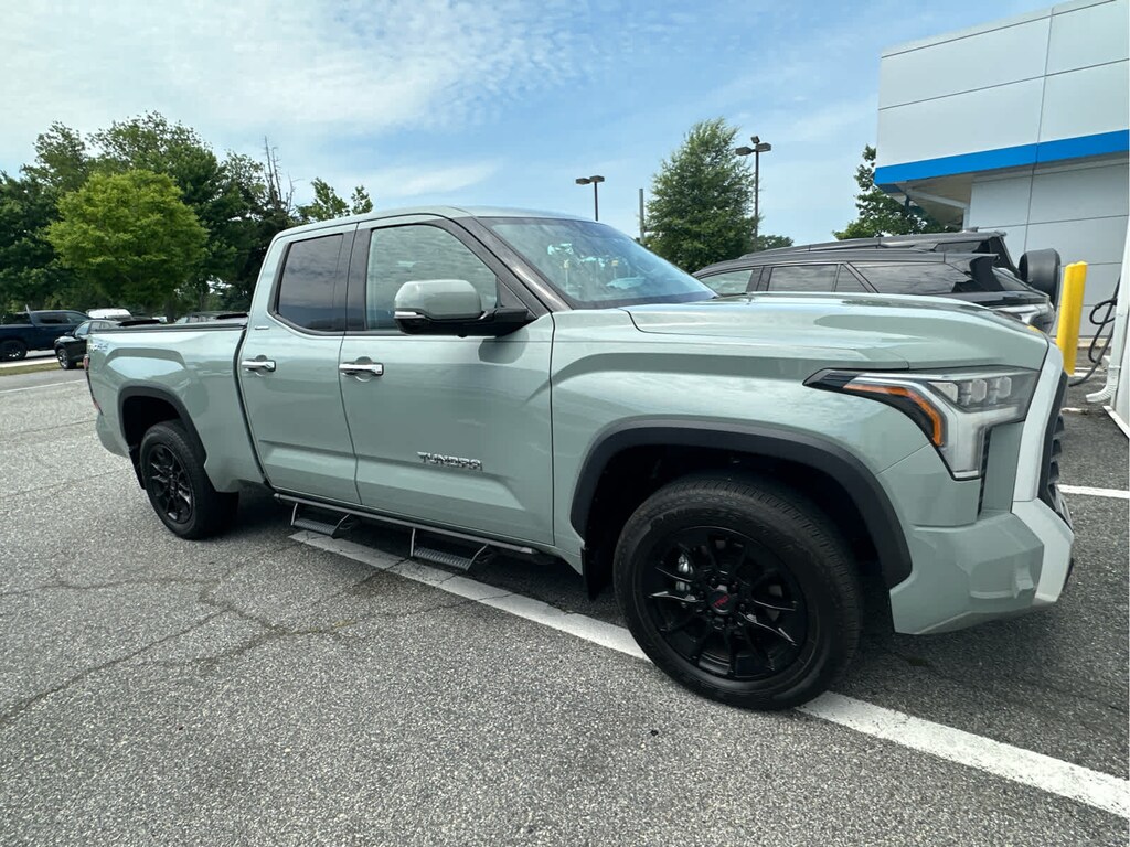 Used 2022 Toyota Tundra 4WD Limited