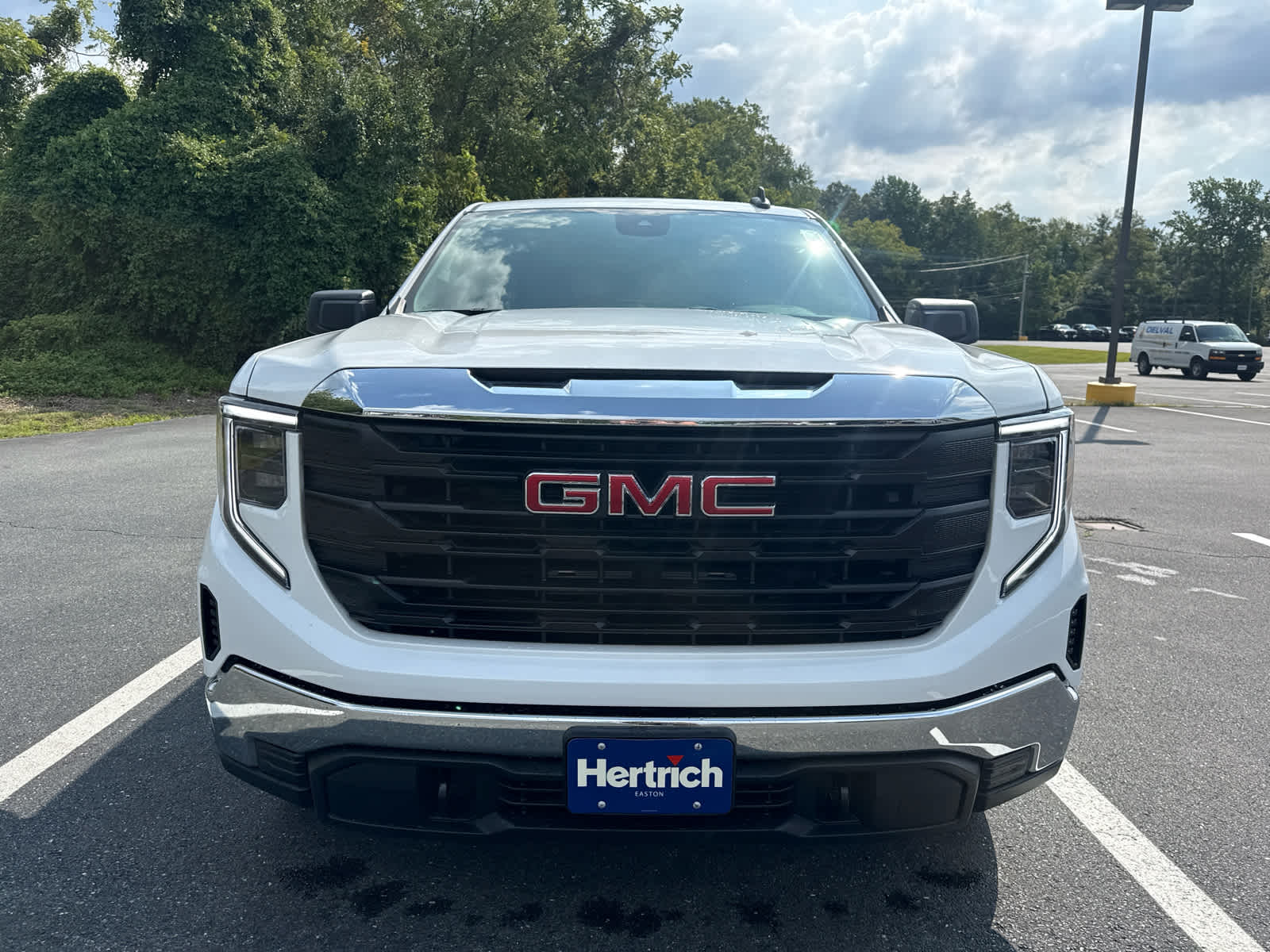 2026 GMC Sierra 1500 Pro - Photo 8