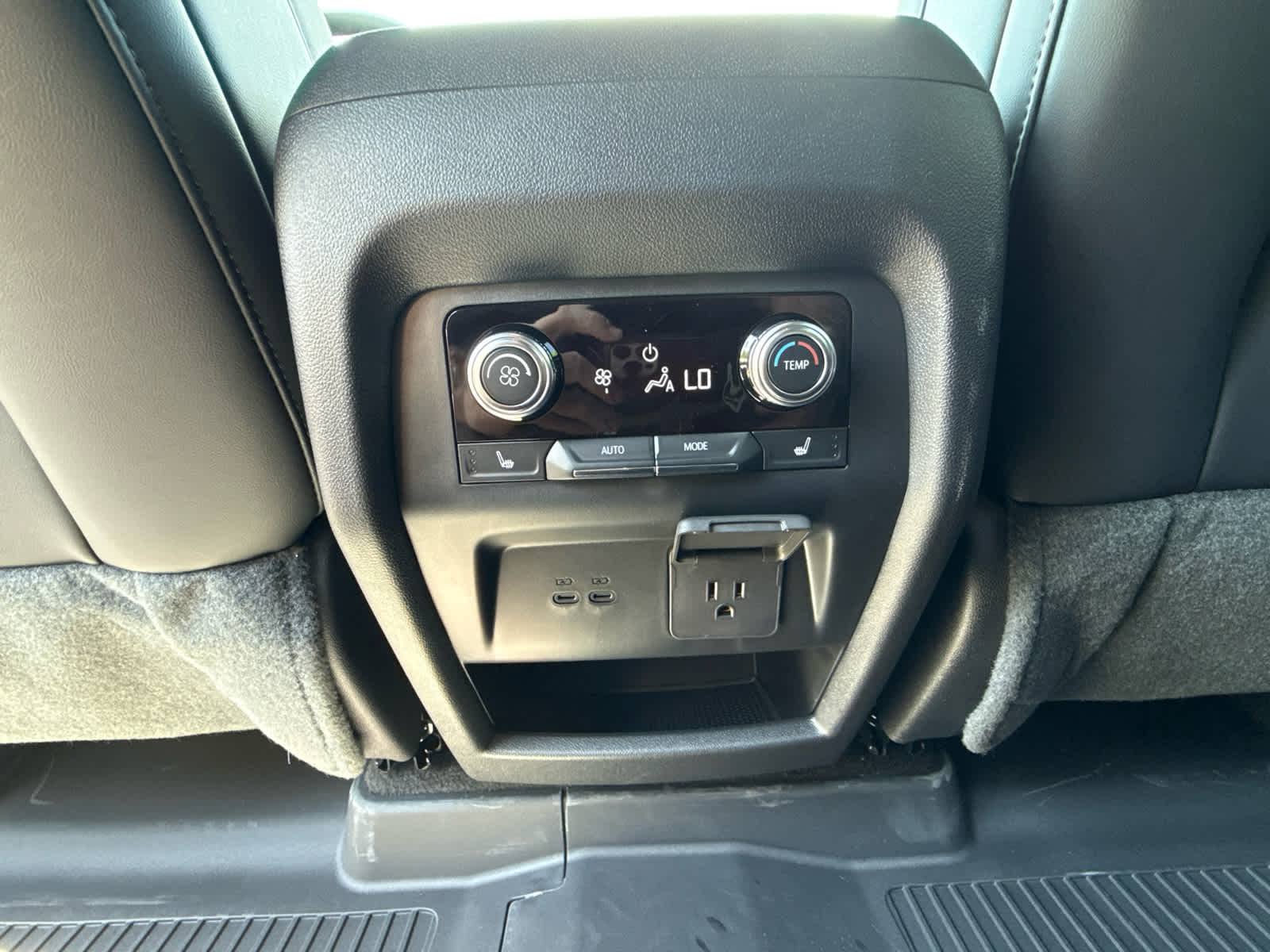 2027 GMC Acadia Elevation - Photo 14