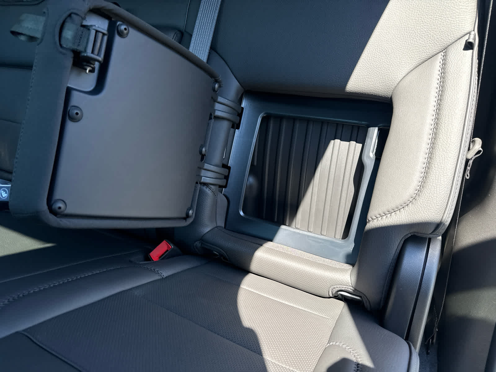2026 GMC Sierra 2500HD Denali - Photo 11