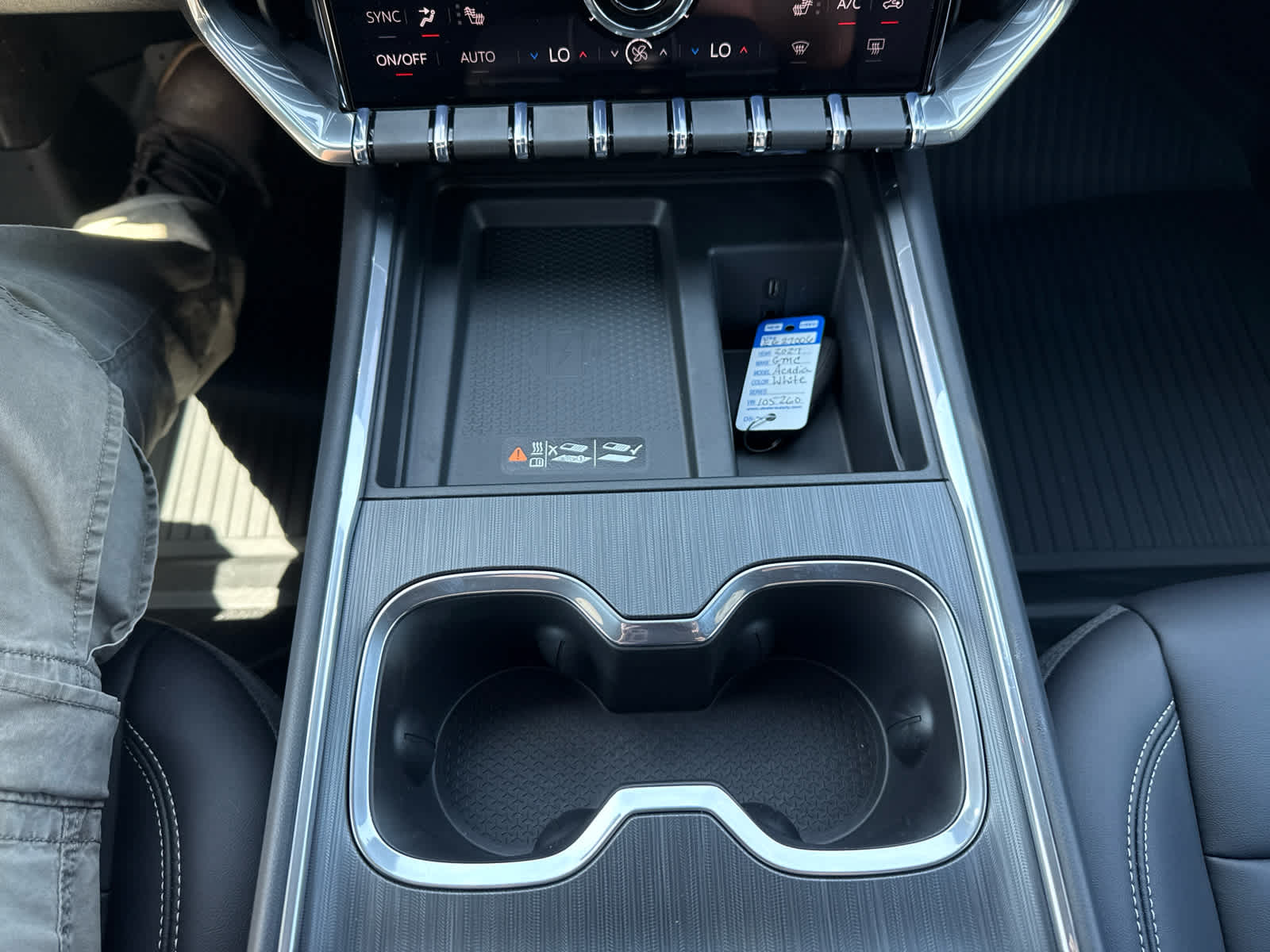 2027 GMC Acadia Elevation - Photo 24