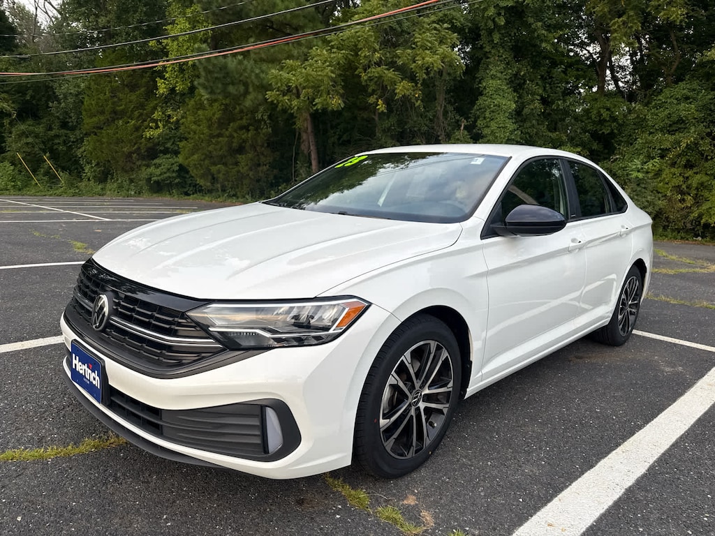 Used 2023 Volkswagen Jetta Sport