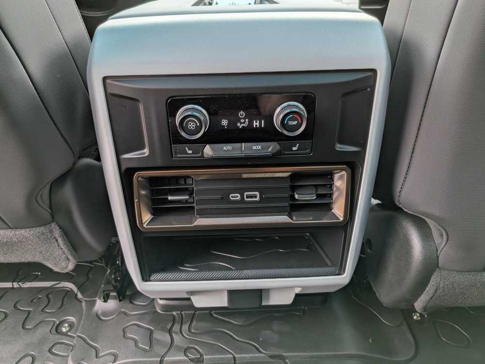 2025 GMC HUMMER EV 2X - Photo 13