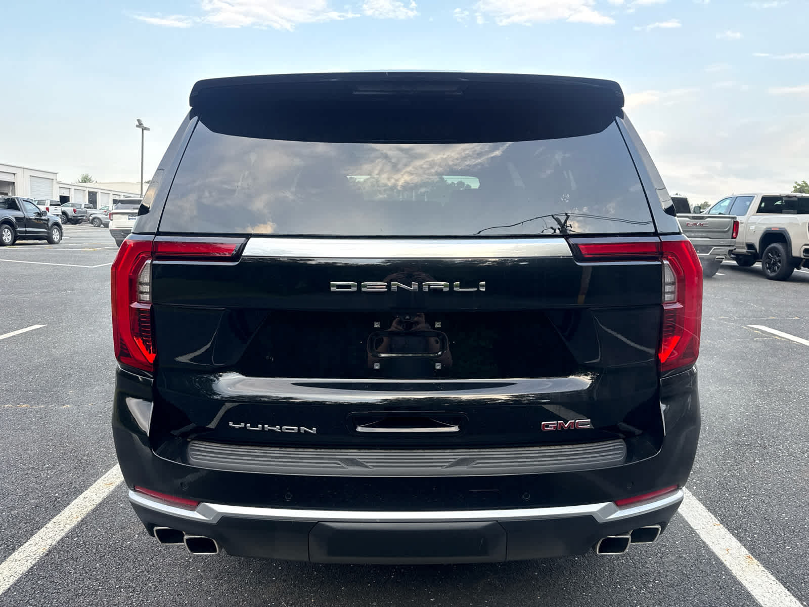2026 GMC Yukon XL Denali - Photo 4