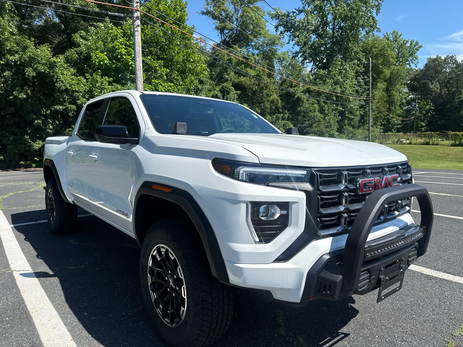 2026 GMC Canyon AT4 - Photo 7