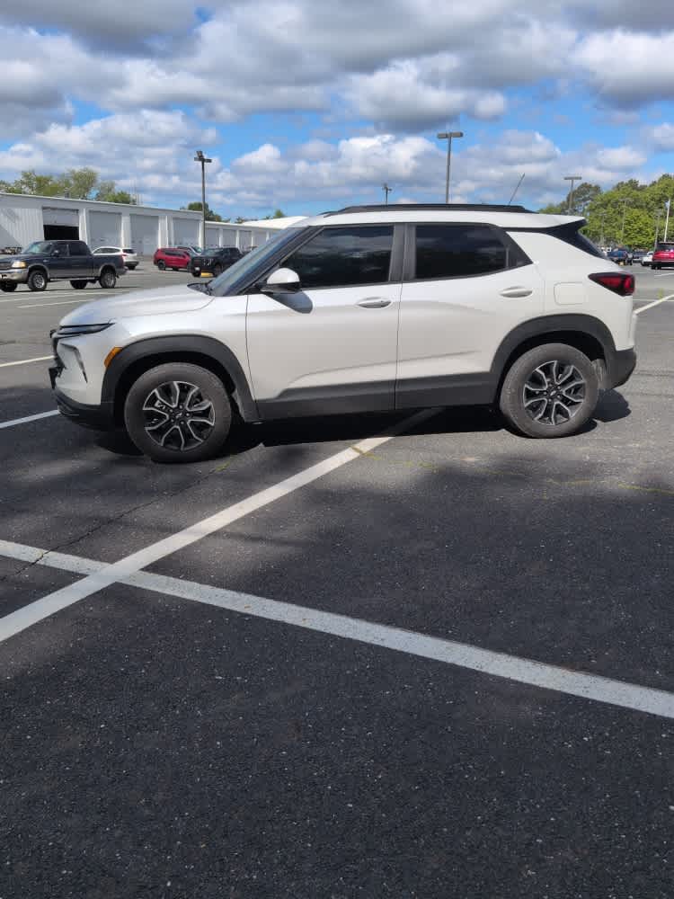 2025 Chevrolet Trailblazer Activ AWD's photo