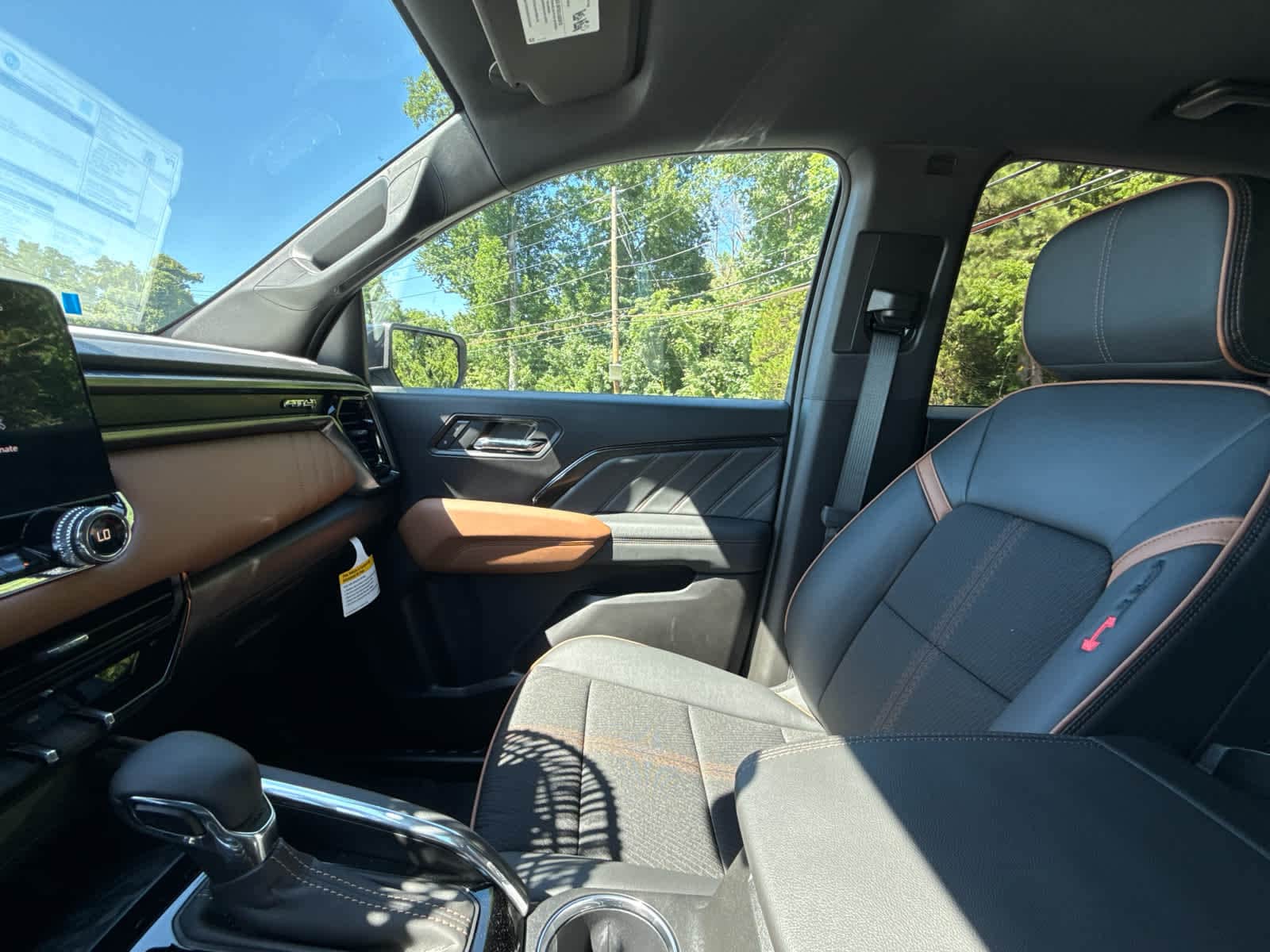 2026 GMC Canyon AT4 - Photo 19