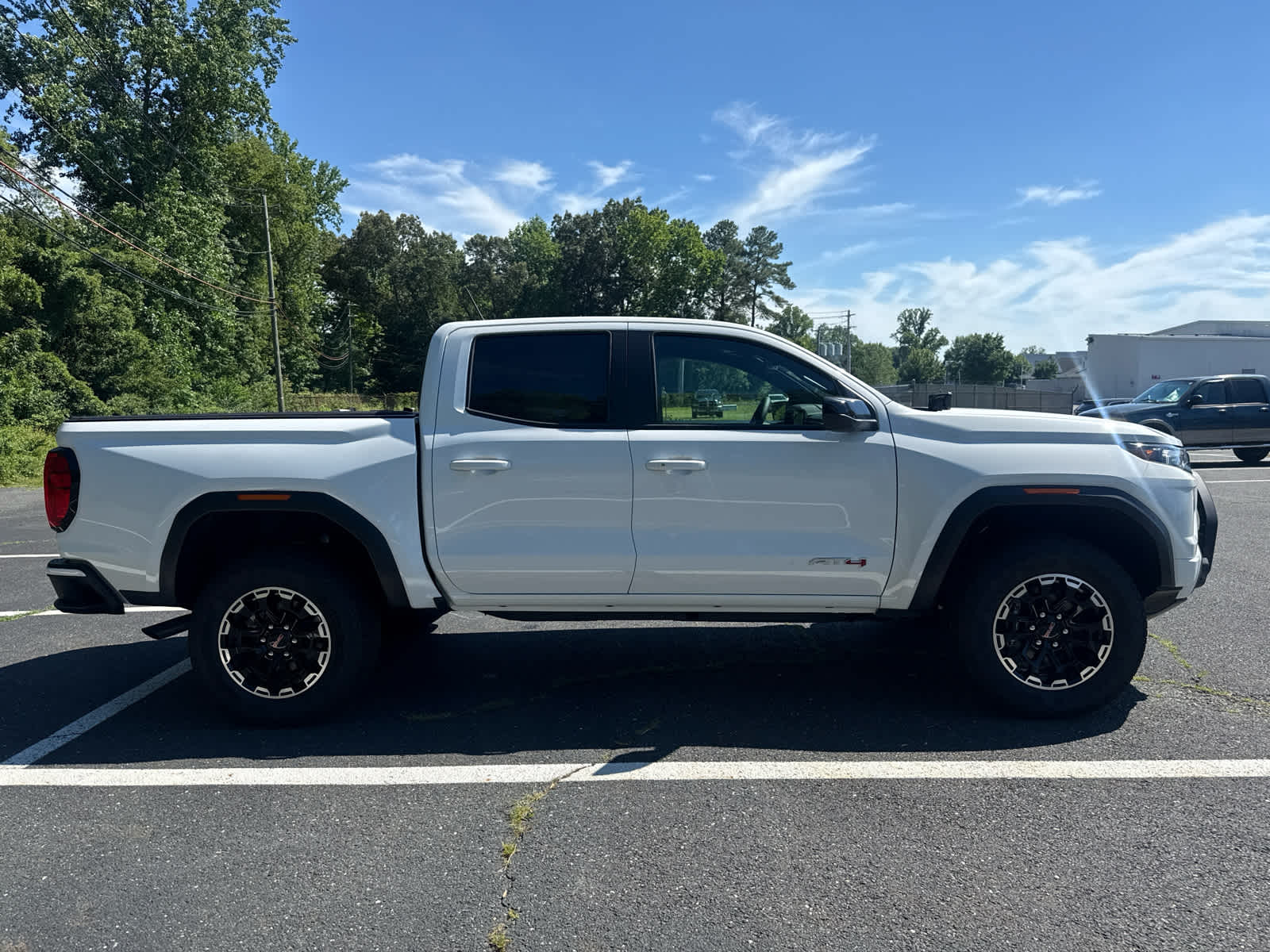 2026 GMC Canyon AT4 - Photo 6