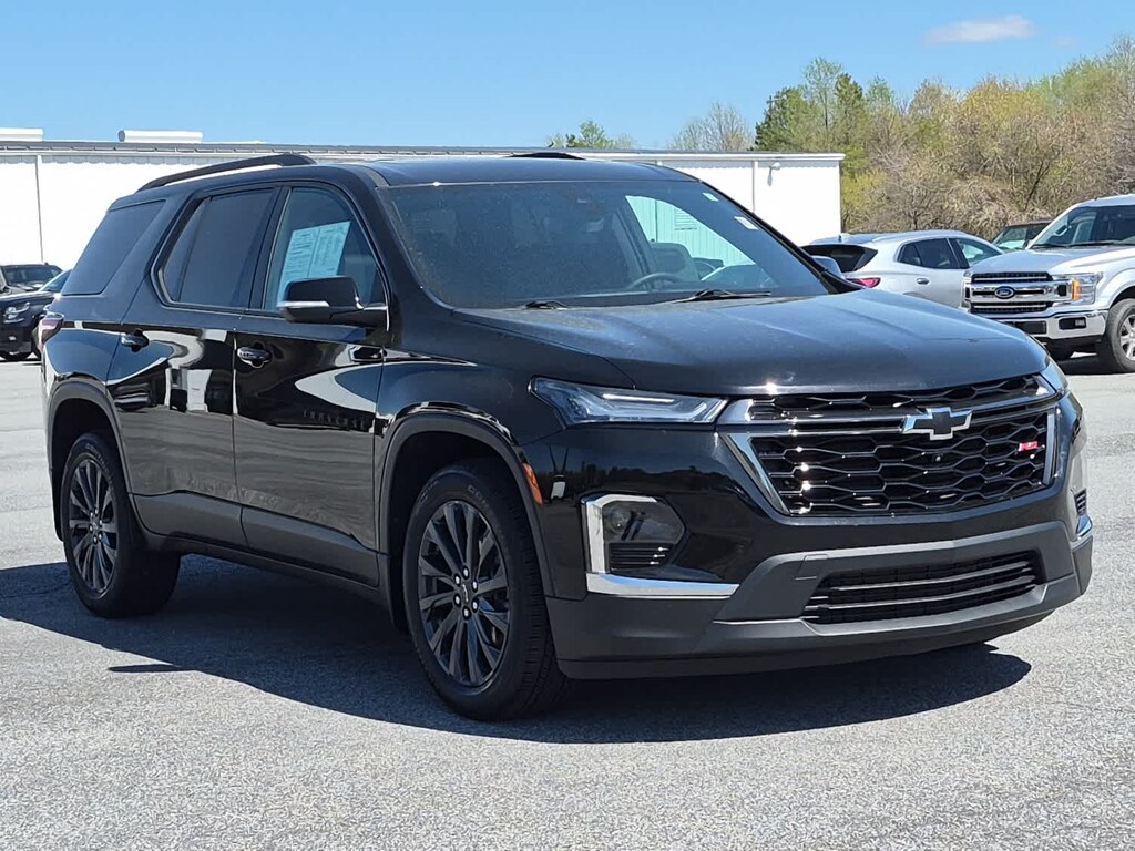 Used 2023 Chevrolet Traverse RS SUV