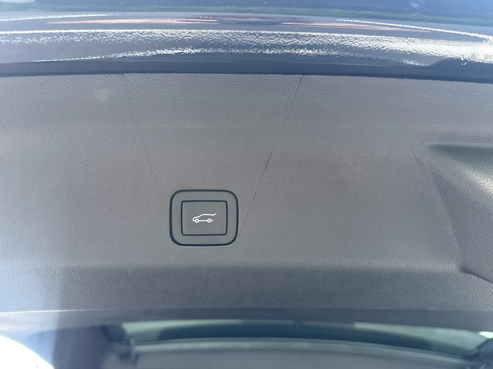 2026 GMC Yukon XL Denali - Photo 12