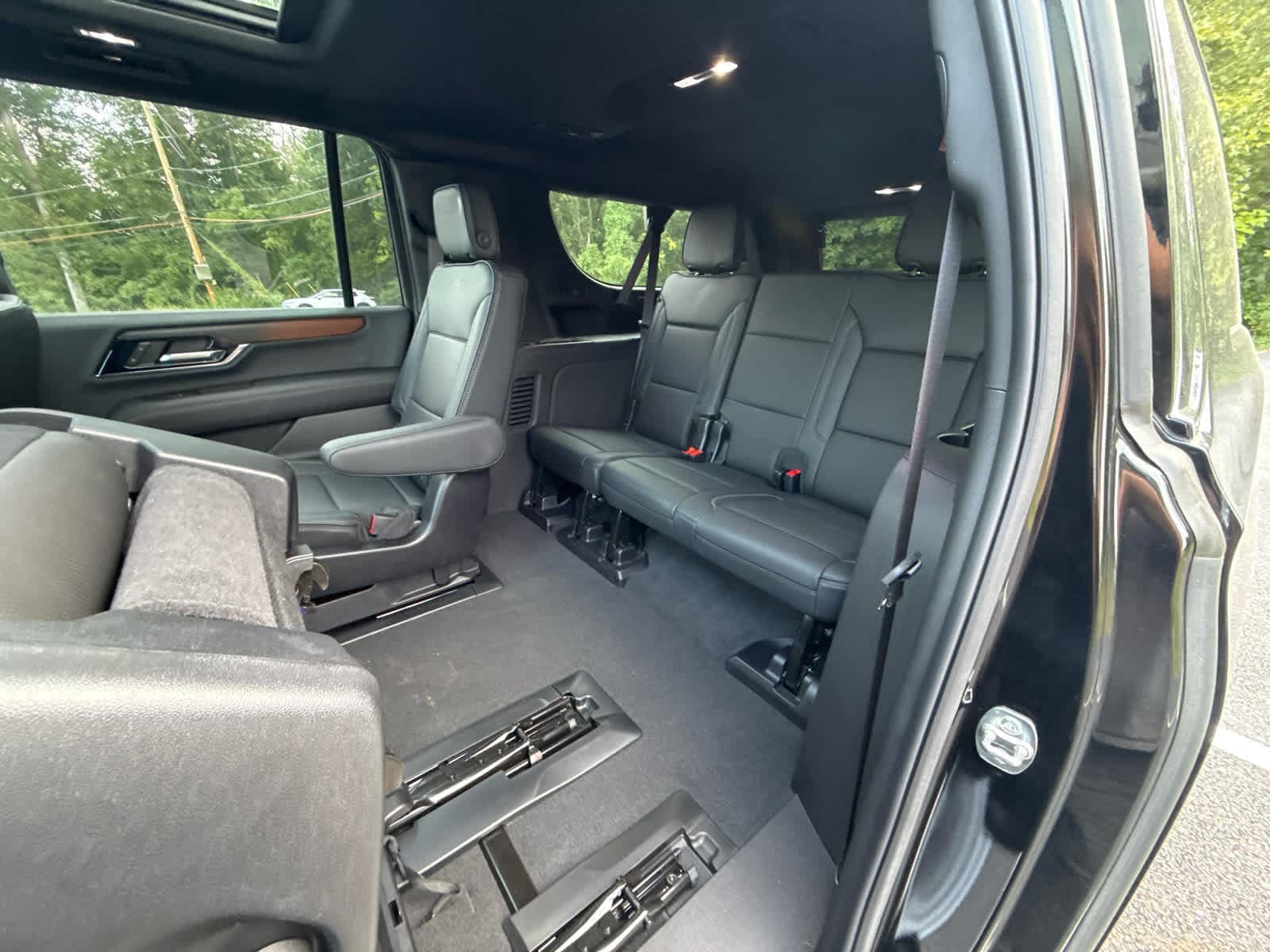 2026 GMC Yukon XL Denali - Photo 16