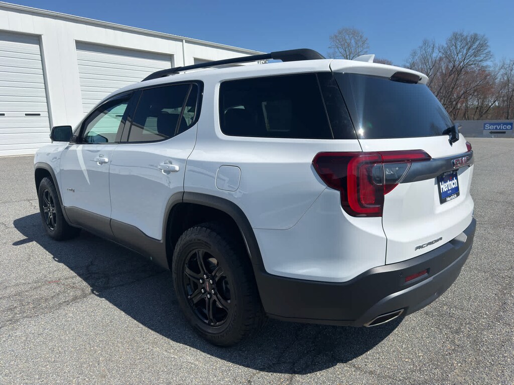Used 2023 GMC Acadia AT4 SUV