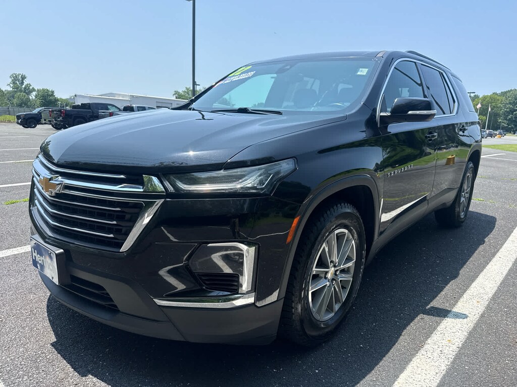 Used 2022 Chevrolet Traverse LT Cloth SUV