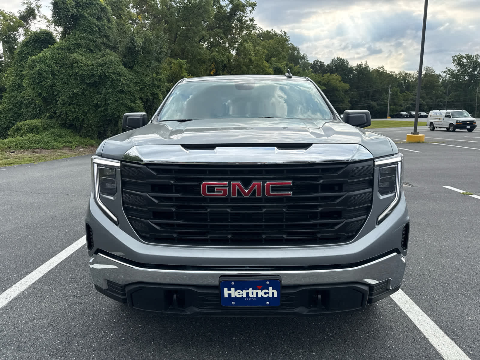 2026 GMC Sierra 1500 Pro - Photo 8