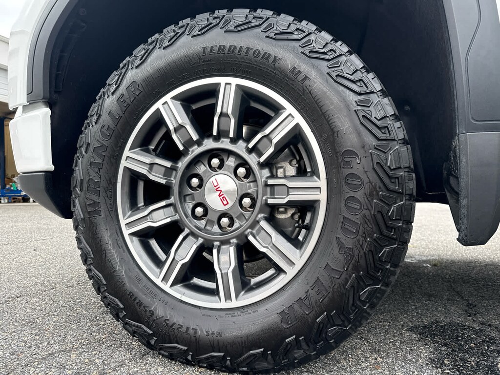 Used 2024 GMC Sierra 1500 AT4 Truck