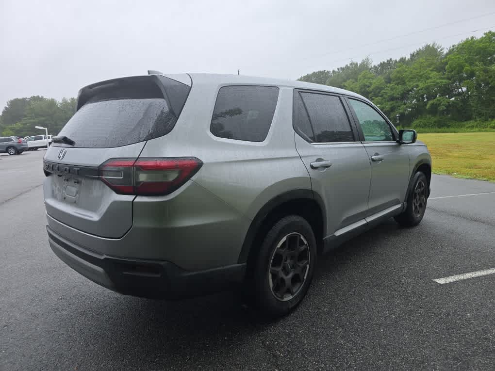 2025 Honda Pilot EX-L - Photo 5