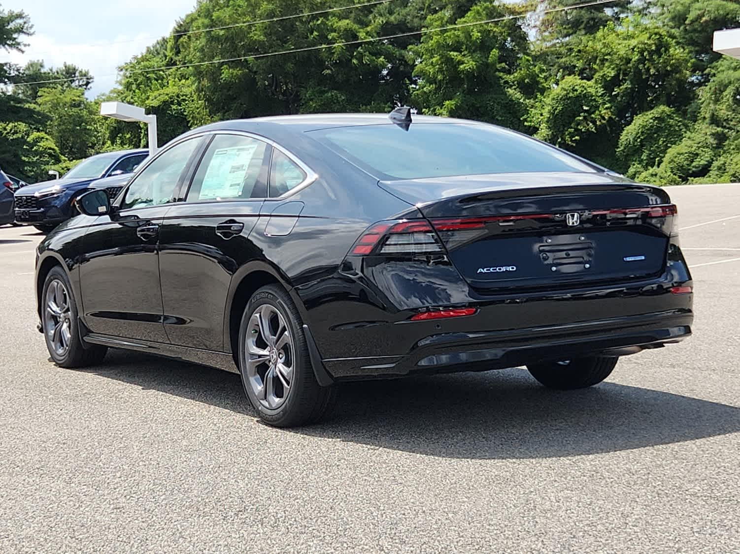 2025 Honda Accord Hybrid EX-L photo 3