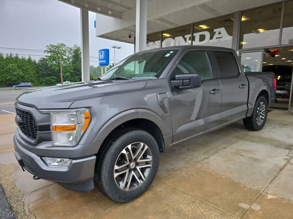 2021 Ford F-150 XL 4x4 SuperCrew 5-1/2 Box's photo