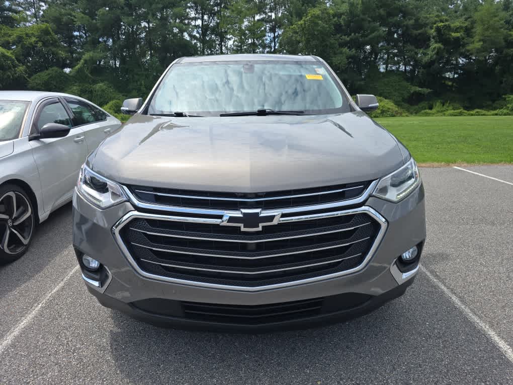 Used 2019 Chevrolet Traverse 1LT with VIN 1GNERGKW0KJ104093 for sale in Elkton, MD