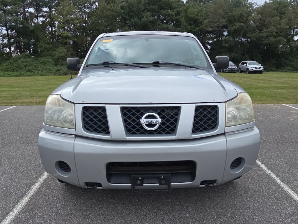 Used 2005 Nissan Titan XE Truck King Cab