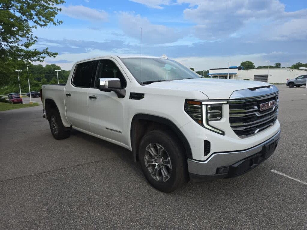 Used 2025 GMC Sierra 1500 SLT Truck Crew Cab