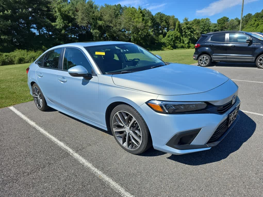 2023 Honda Civic Touring photo 3