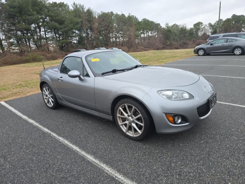 Used 2010 Mazda Mazda MX-5 Miata Grand Touring Convertible