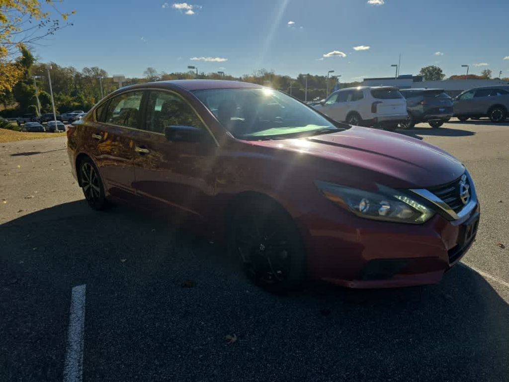 Used 2017 Nissan Altima 2.5 SR Sedan