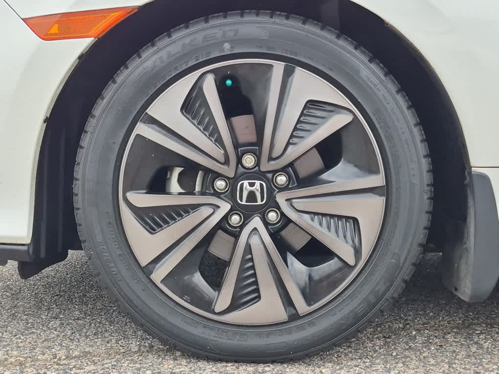 2018 Honda Civic Hatchback EX - Photo 7