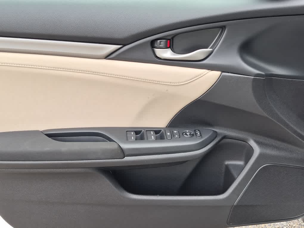 2018 Honda Civic Hatchback EX - Photo 12