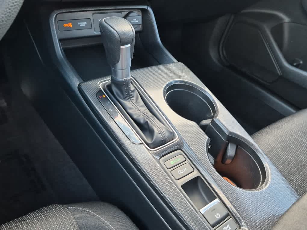 2025 Honda Civic LX - Photo 15