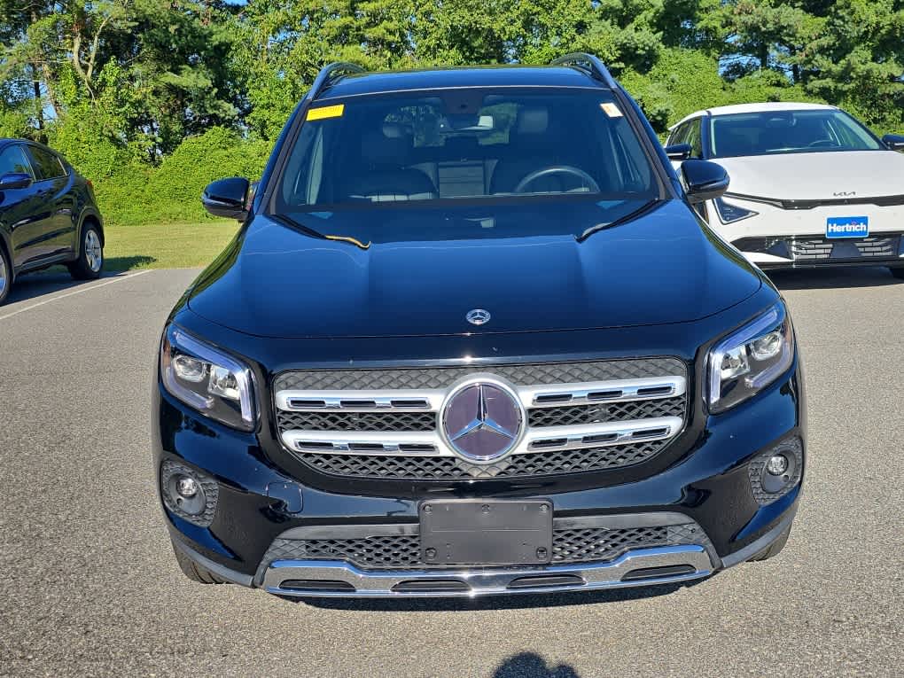 2021 Mercedes Benz GLB 250 4MATIC photo 2
