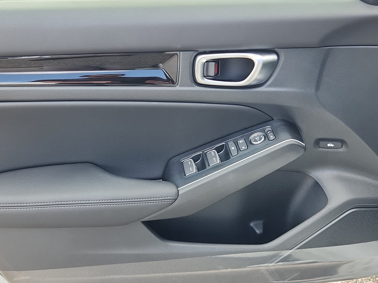 2026 Honda Civic Sport Touring - Photo 9