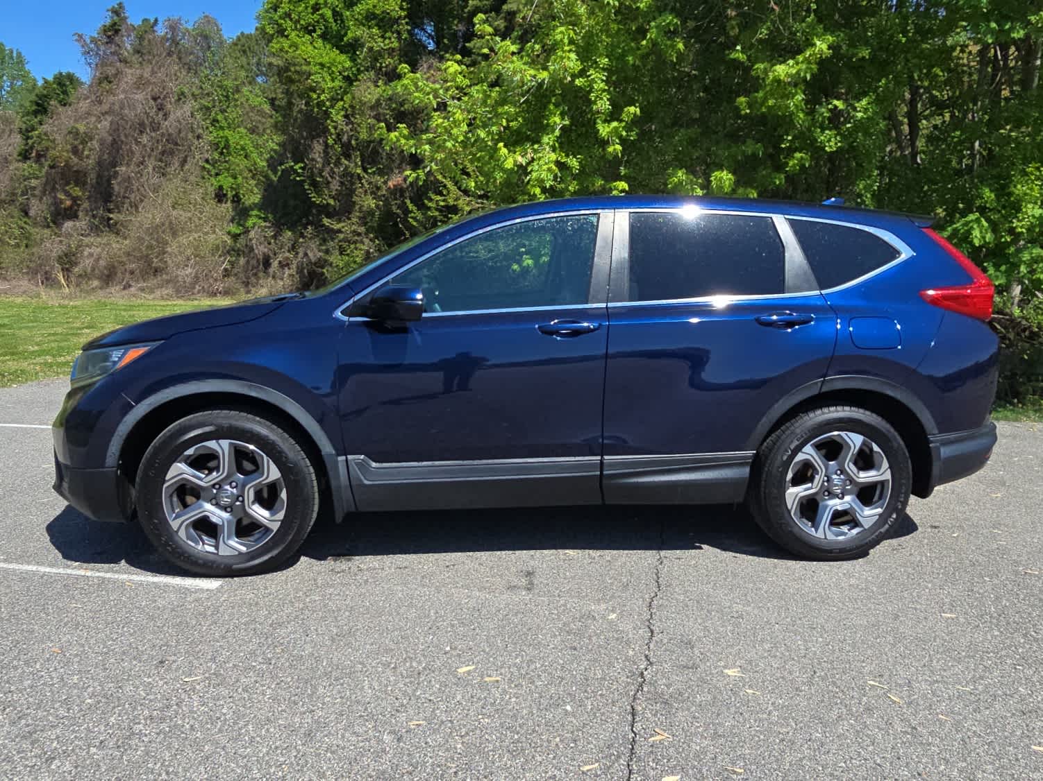Used 2018 Honda CR-V EX with VIN 2HKRW2H57JH635206 for sale in Easton, MD