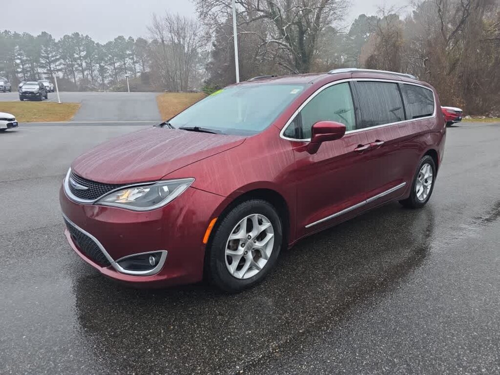Used 2019 Chrysler Pacifica Touring L Plus Van Passenger Van