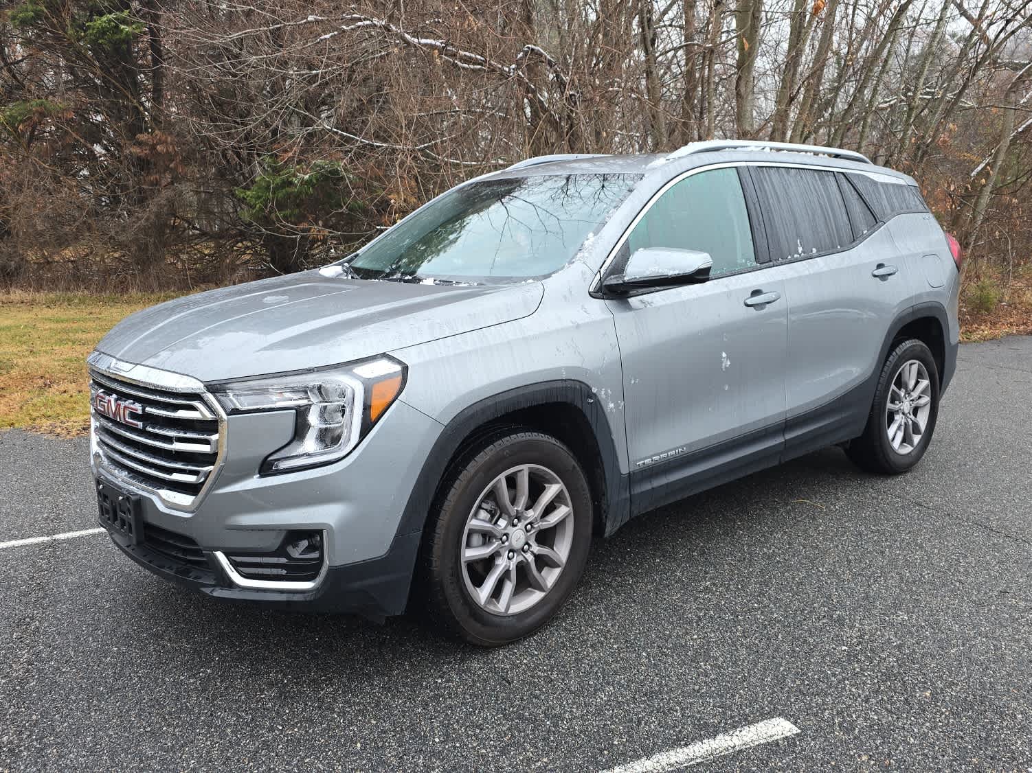 2024 GMC Terrain SLT's photo