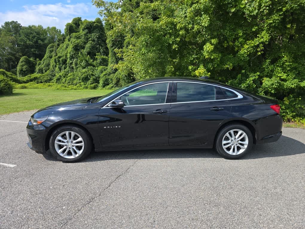 Used 2018 Chevrolet Malibu 1LT with VIN 1G1ZD5ST7JF142580 for sale in Easton, MD